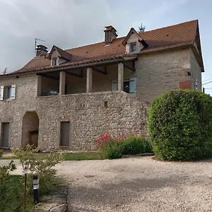Indépendant Au Merle Chanteur Hébergement de vacances Laramiere
